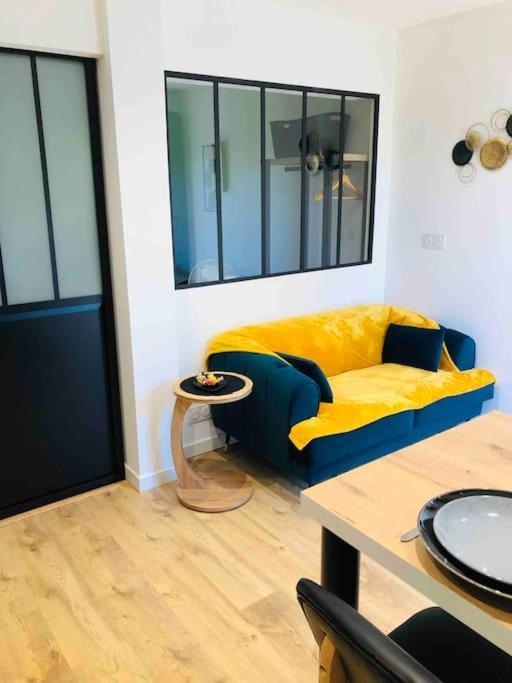 Maisonnette Avec Terrasse Argences 외부 사진